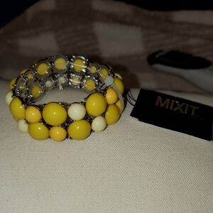 5 for $25 | NWT Mixit Yellow Chunky Circular Beaded Bracelet
